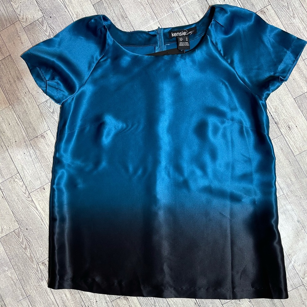 Kensie Teal and Black Satin Blouse
